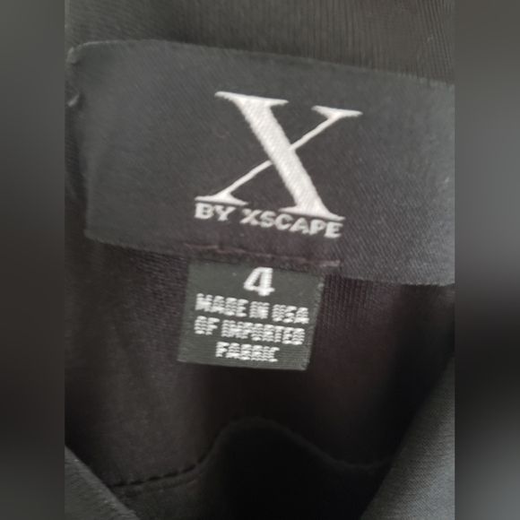 NWT Xscape Fit & Flare Cocktail Dress with Pockets! Size 4 - Picture 7 of 8